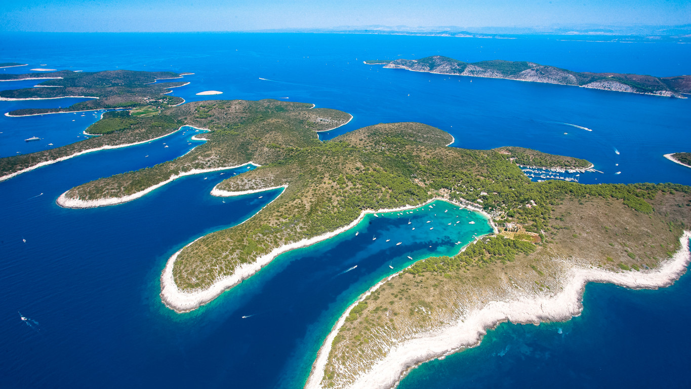 Sailing Croatia 2020 - Split islands